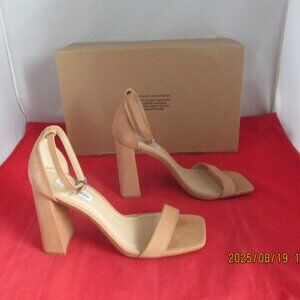 Steve Madden Tiaa Block Heel Sandal $89 - US Size 9 1/2 - Tan - 1297